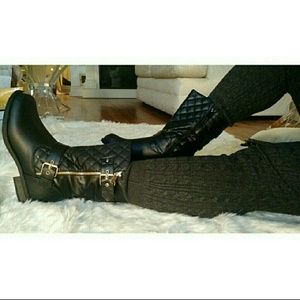 BLACK QUILTED MOTO BOOTS(NO OFFERS)